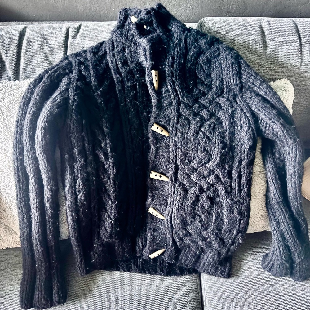 Club Monaco Black Wool Cable Knit Sweater